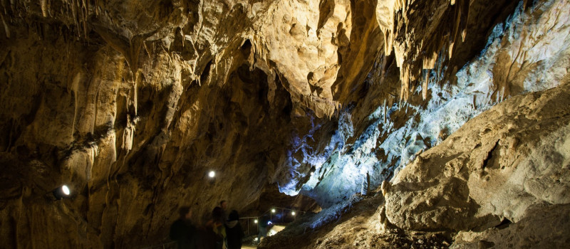 Barlangok Hónapja: speciális hosszú túra a Szent István-barlangban