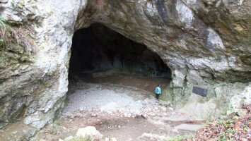 Barlangok Hónapja: Túra a Szeleta-barlanghoz