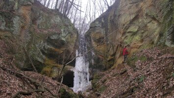 Hátráló erózió (SK)