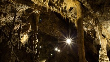 Hosszú túra a Szent István-barlangban a Turizmus Világnapja alkalmából