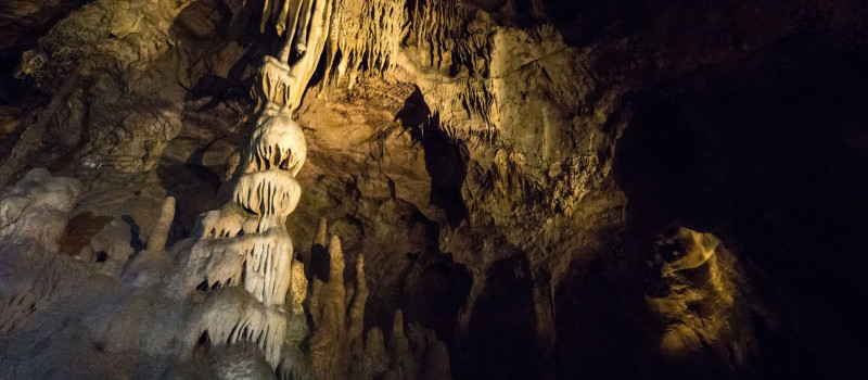 Óévbúcsúztató hosszú túrák a Szent István-barlangban