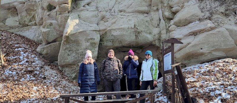 Új Évi Fatörzsbarlang túra egy ősvilág felvidéki oldalára